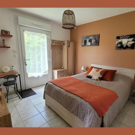 Vivre Benaise Chambre D'Hotes Chaunac Экстерьер фото